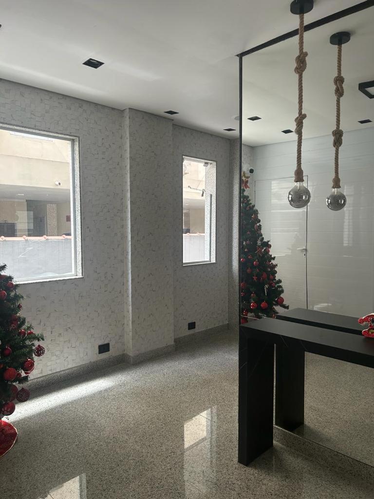 Apartamento Em Santos No Gonzaga Em Frente A Praia Extérieur photo