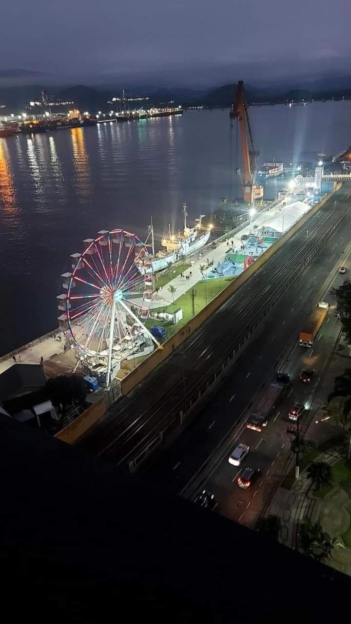 Apartamento Em Santos No Gonzaga Em Frente A Praia Extérieur photo