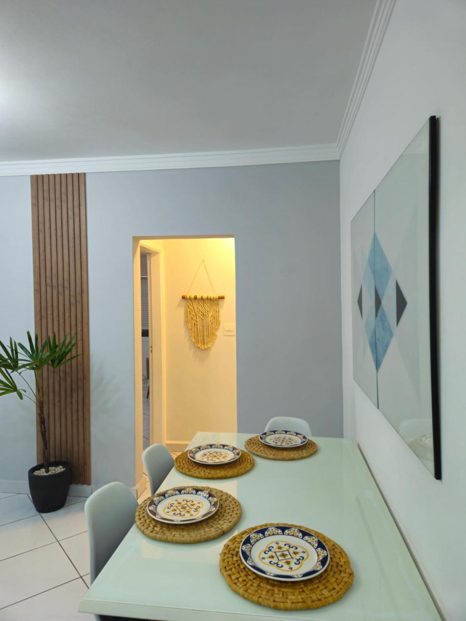 Apartamento Em Santos No Gonzaga Em Frente A Praia Extérieur photo